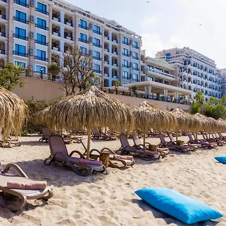 Onyx - Free Access & Parking Otel