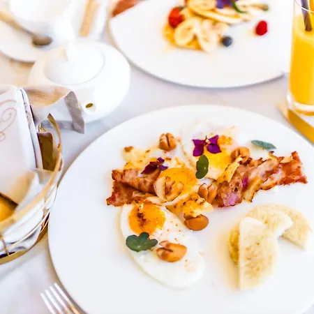 Onyx - Free Access & Parking Otel