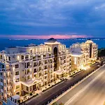 Hotel Onyx - Free Access & Parking