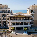 Onyx - Free Access & Parking Hotel 4*