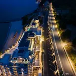Onyx - Free Access & Parking