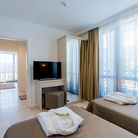 מלון Onyx - Free Access & Parking 4*