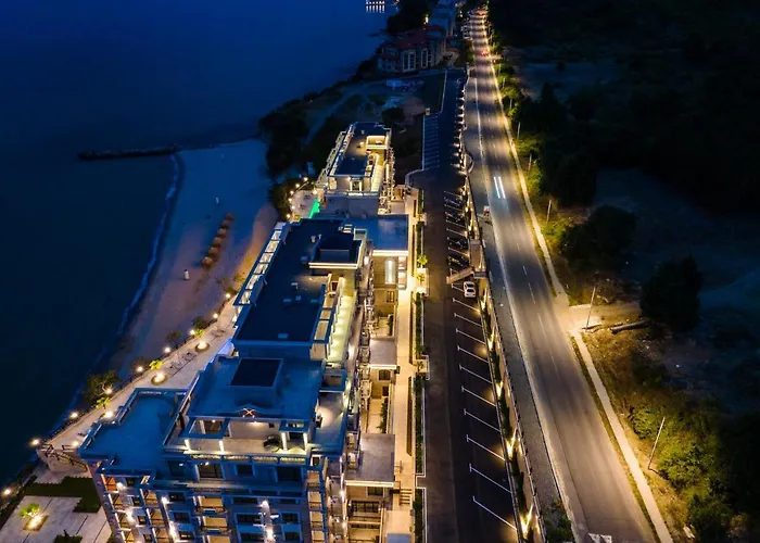 Onyx - Free Access & Parking