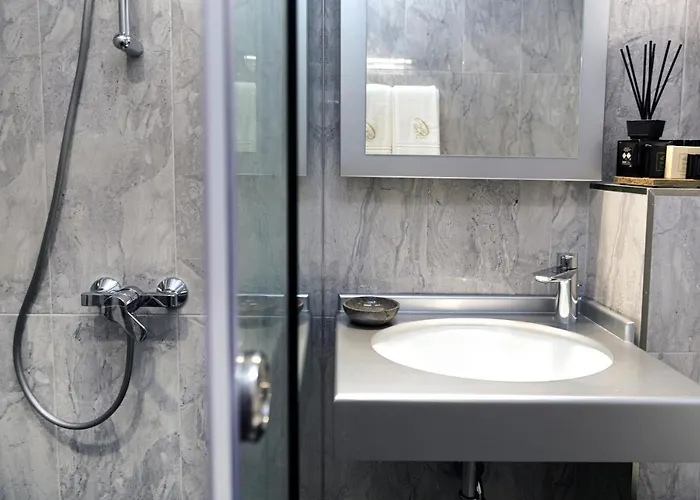 Onyx - Free Access & Parking Hotel