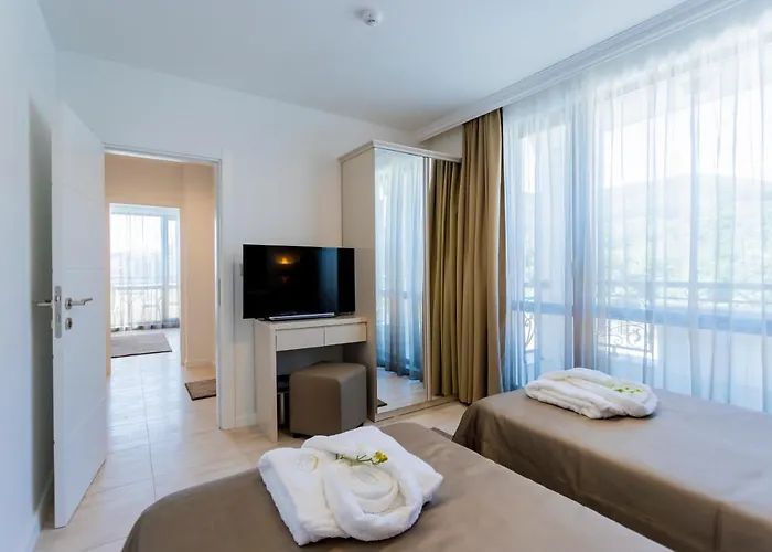 Hotel Onyx - Free Access & Parking 4*