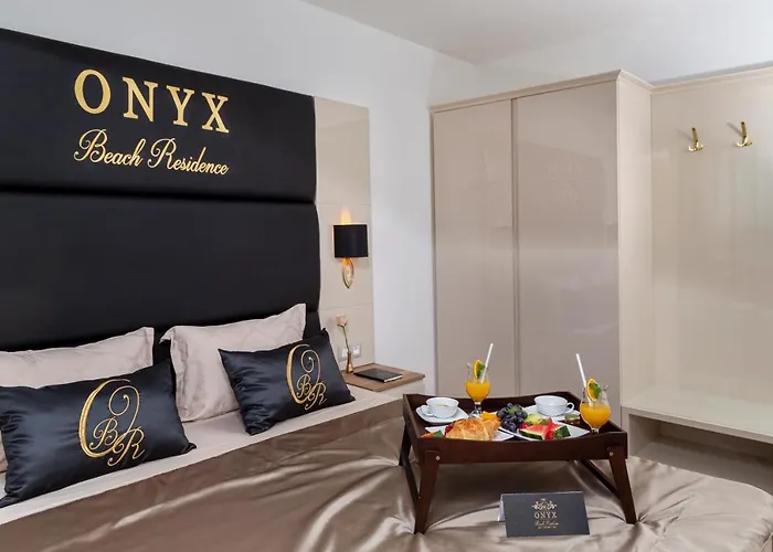 Onyx - Free Access & Parking