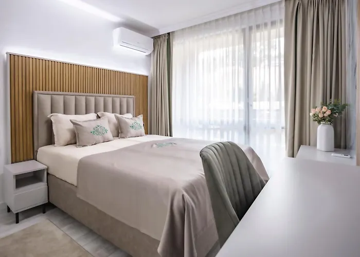 Onyx - Free Access & Parking